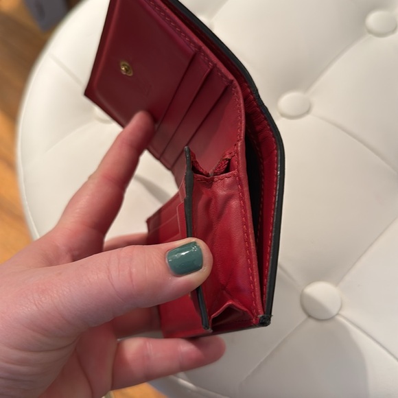 Gucci Supreme GG Cherry Wallet-VGUC - Picture 10 of 12